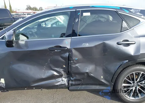 2025 Lexus Nx 350H Premium z USA, uszkodzony, nr VIN JTJGKCEZXS2063502